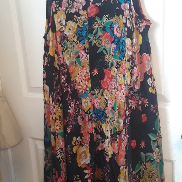 UFT Johnny Was logan dress BNWT Trades only - Picture 11 of 15